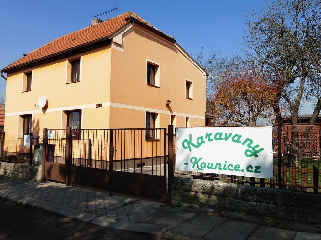 Karavany Kounice - pobočka