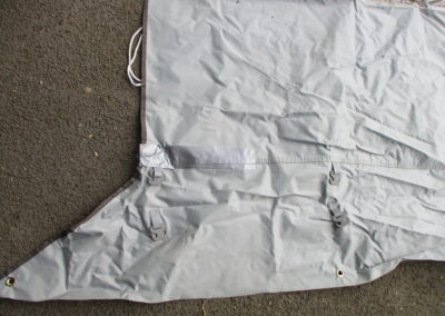 Bok k markýze č. M27 – Euro trail, délka 205 cm, výška 230 cm a v nižší části 190 cm, zip, okno