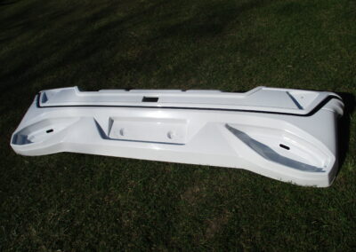 zadní nárazník č. P35 – KNAUS SPORT, rok 2021, délka plastu 220 cm