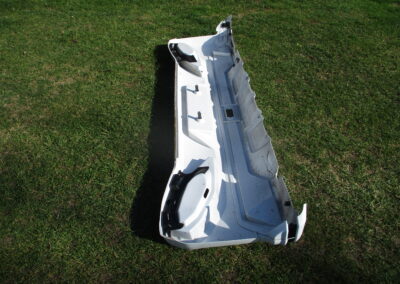 zadní nárazník č. P35 – KNAUS SPORT, rok 2021, délka plastu 220 cm
