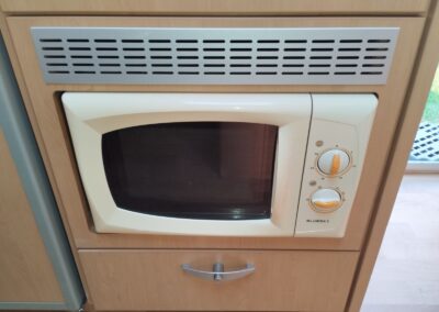 KNAUS 550 FSK – pevné palandy