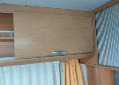 KNAUS 550 FSK – pevné palandy