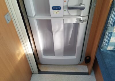 KNAUS SPORT 450FU + mover