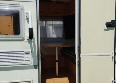 BÜRSTNER VENTANA + mover + baterie
