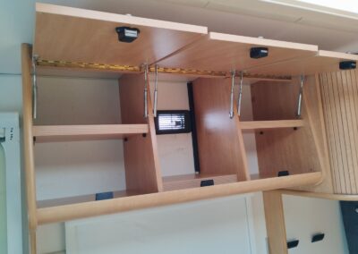 BÜRSTNER VENTANA + mover + baterie
