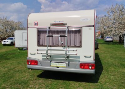 WILK STERN  + mover
