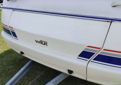 WILK STERN  + mover
