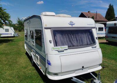 HOBBY 450UB DeLuxe + střešní klima