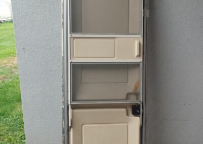 Dveře č. D 3 – pravé, HOBBY, 53 x 172,5 cm, s rámem, rok cca 1997,