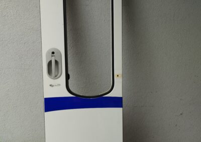 Dveře č. D 12 – pravé, BURSTNER Belcanto, 55,5 x 173 cm, r. 2010, bez okna, síťky, pantu
