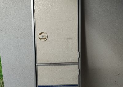 Dveře č. D 23 – pravé, TEC, 51 x 168 cm, s rámem
