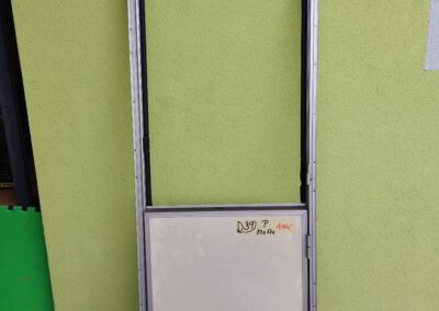 Dveře č. D 39 – pravé, spodní 1/2 + rám, 53 x 170 cm