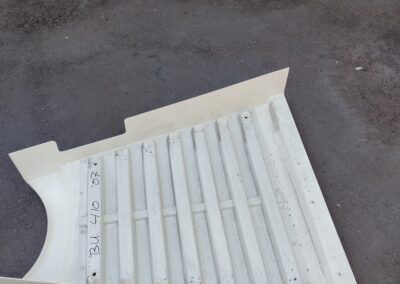 kryt na oj č. P139 – BURSTNER 410, rok 2007, délka 88 x šířka 80 (36)