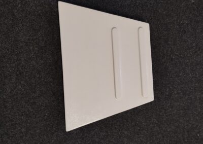 kryt na oj č. P145 – délka 46 x šířka 62 (40) cm