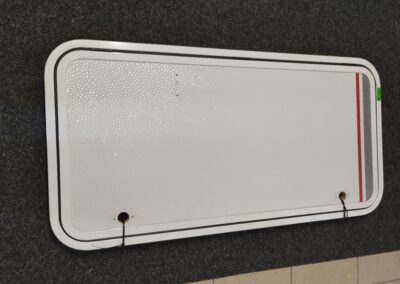 plastový kaslík (dveře) č. 2619 – s rámem, výška 118 x šířka 59 cm (115 x 56 cm)