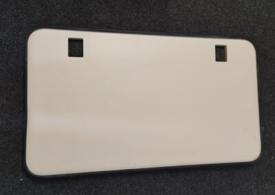 plastový kaslík (dveře) č. 2622 – bez rámu, rozměr 110 cm x 62,5 cm