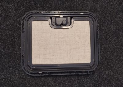 kaslík (dveře) č. 2627 – s rámem, k WC, rozměr 40 x 32,5 cm