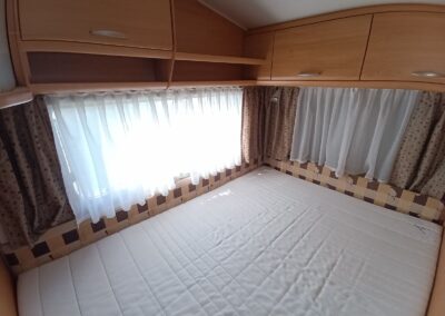 KNAUS