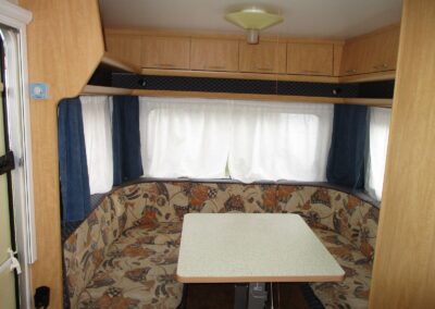 BÜRSTNER VENTANA + mover + baterie