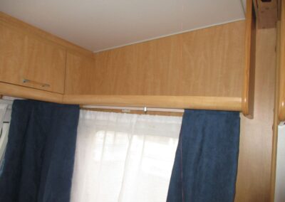 BÜRSTNER VENTANA + mover + baterie