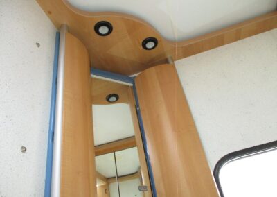 BÜRSTNER VENTANA + mover + baterie