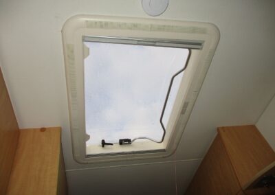 BÜRSTNER VENTANA + mover + baterie