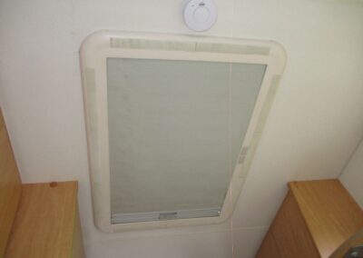 BÜRSTNER VENTANA + mover + baterie