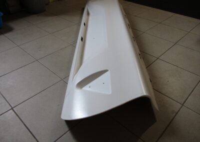 zadní nárazník č. P23 –  HOBBY, š. 180 cm, od r. 2008
