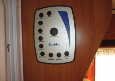 HOBBY 495 UL + automatický mover